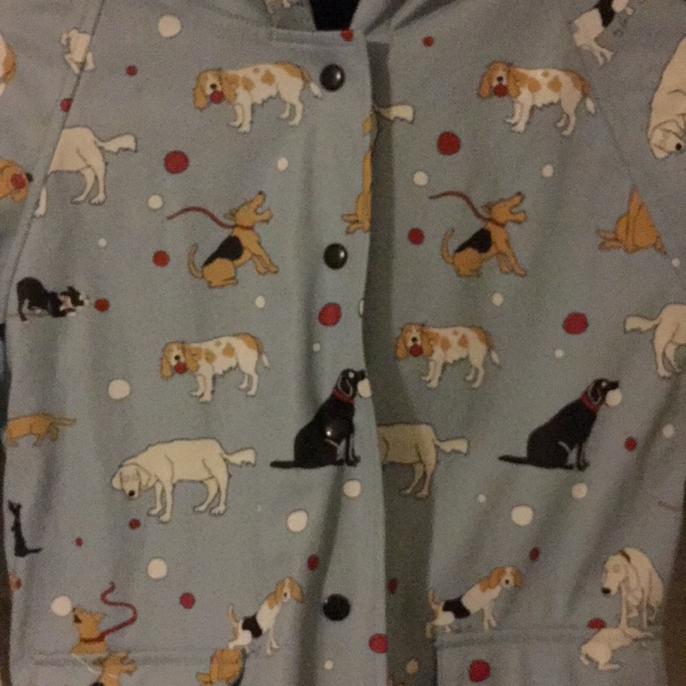 Rain coat with dogs playing. - Picture 2 of 8